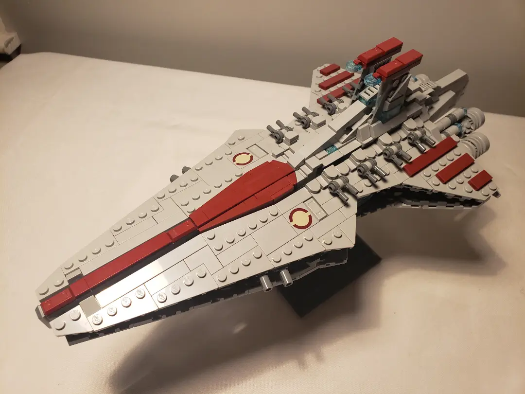Venator Midi