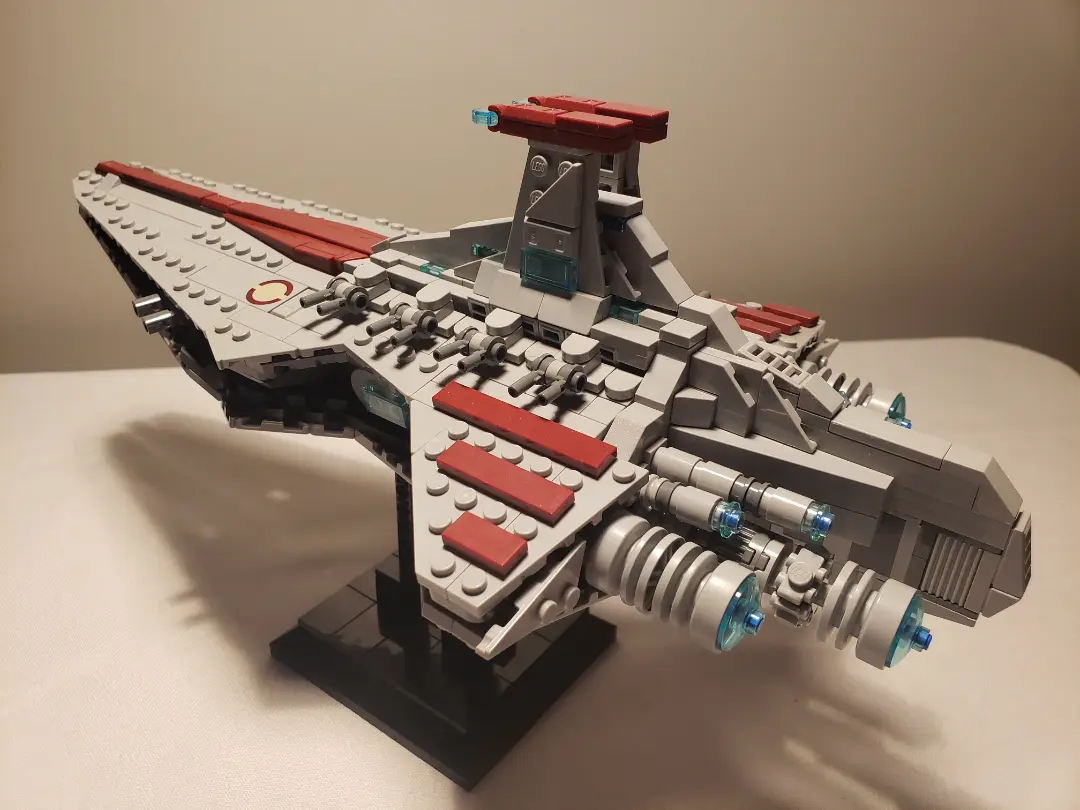 Venator Midi